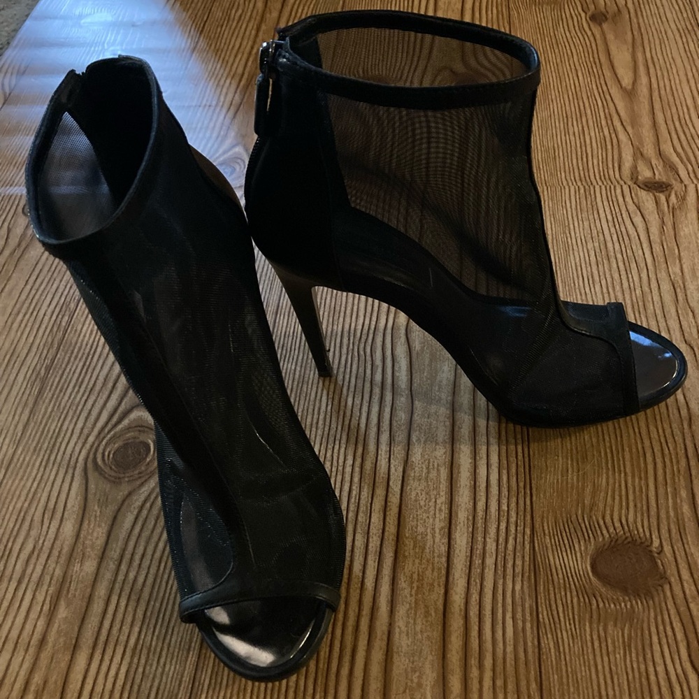 BCBG MAX AZRIA MESH PEEP TOE BOOTIES